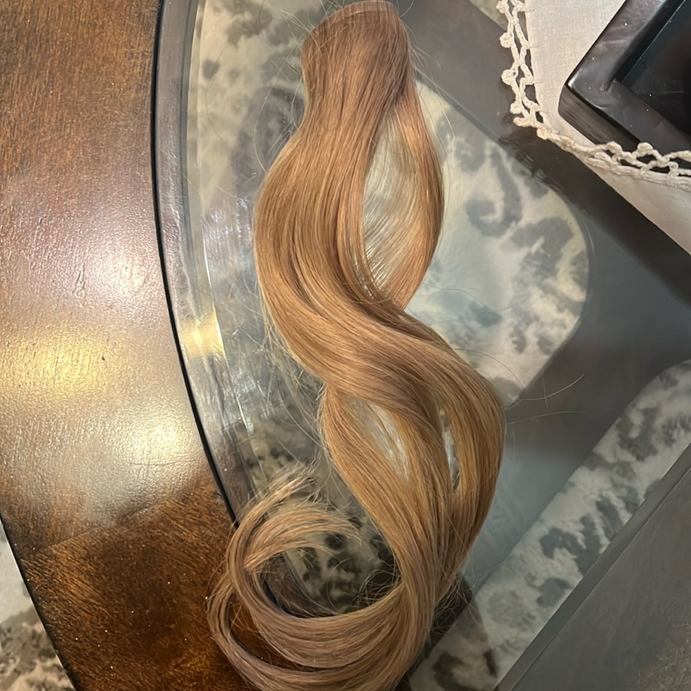 SEALED NEW Bellami Clip In extensions 16” Caramel blonde marble